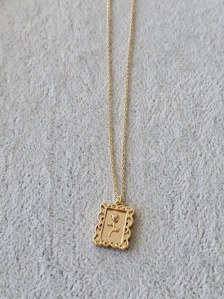 Gold Rose Gül Kolye