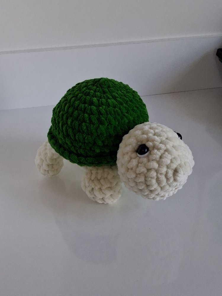 Kadife İpten Amigurumi