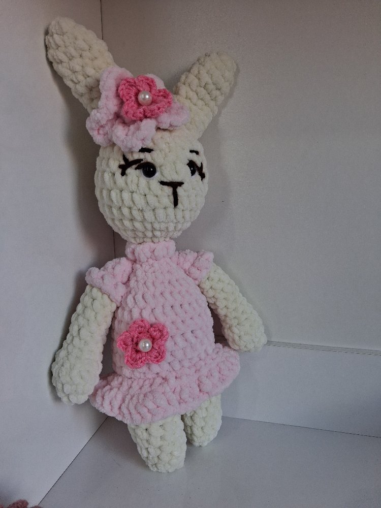 Pembe Elbiseli Amigurumi Tavşan | El Yapımı