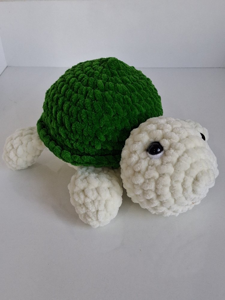 Kadife İpten Amigurumi