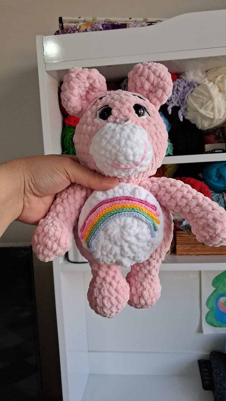 Gökkuşağı Temalı Amigurumi Ayıcık – El Yapımı Sevimli Oyuncak
