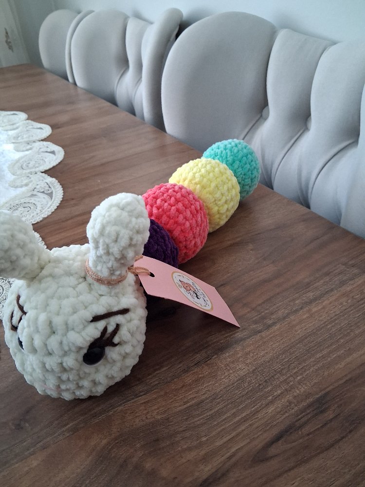 Sevimli küçük bir tırtıl amigurumi | Kız çocukları için oyuncak