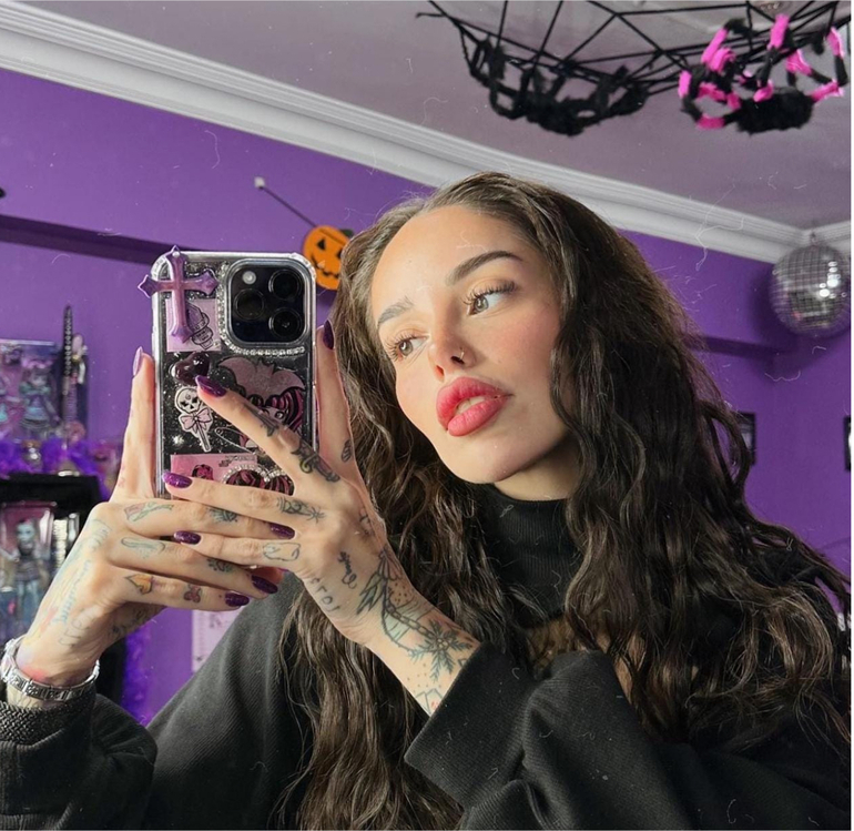 Draculaura Case Limited