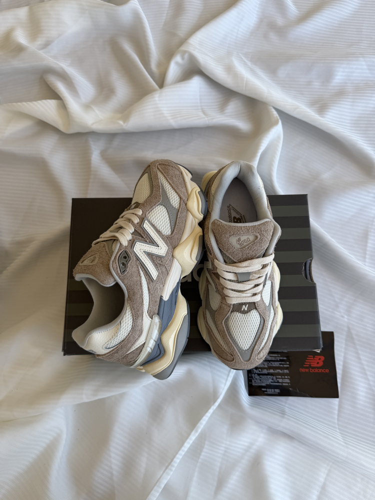 New Balance 9060