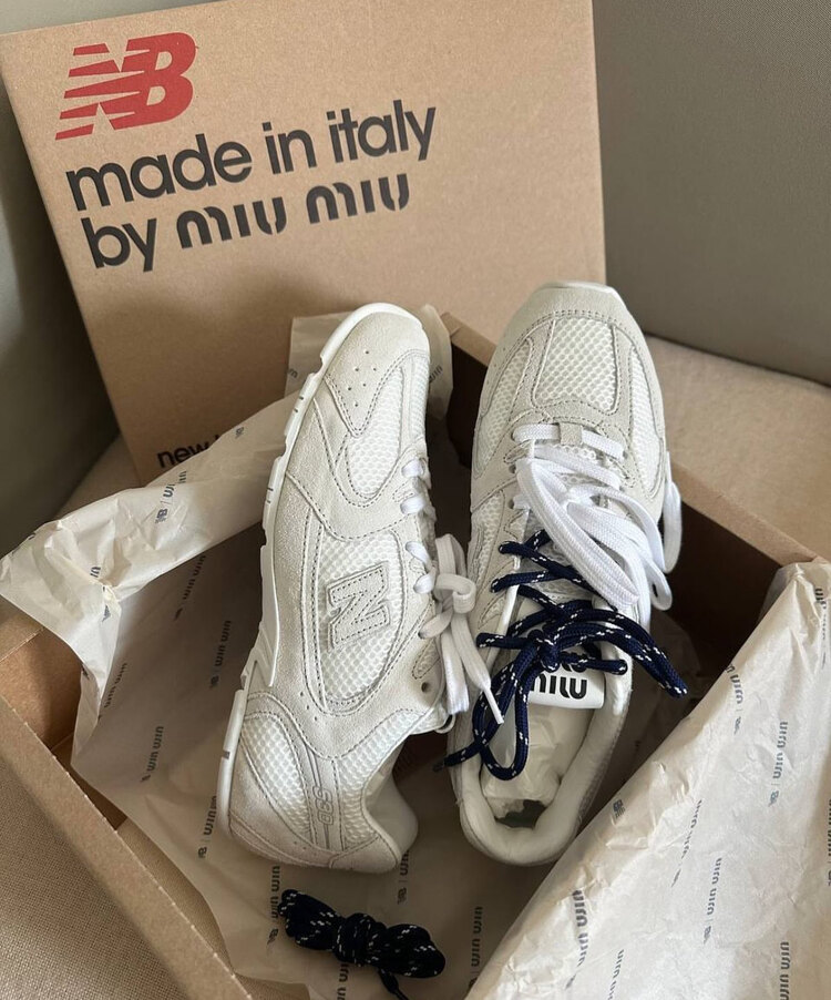 NEW BALANCE MİU MİU x 530