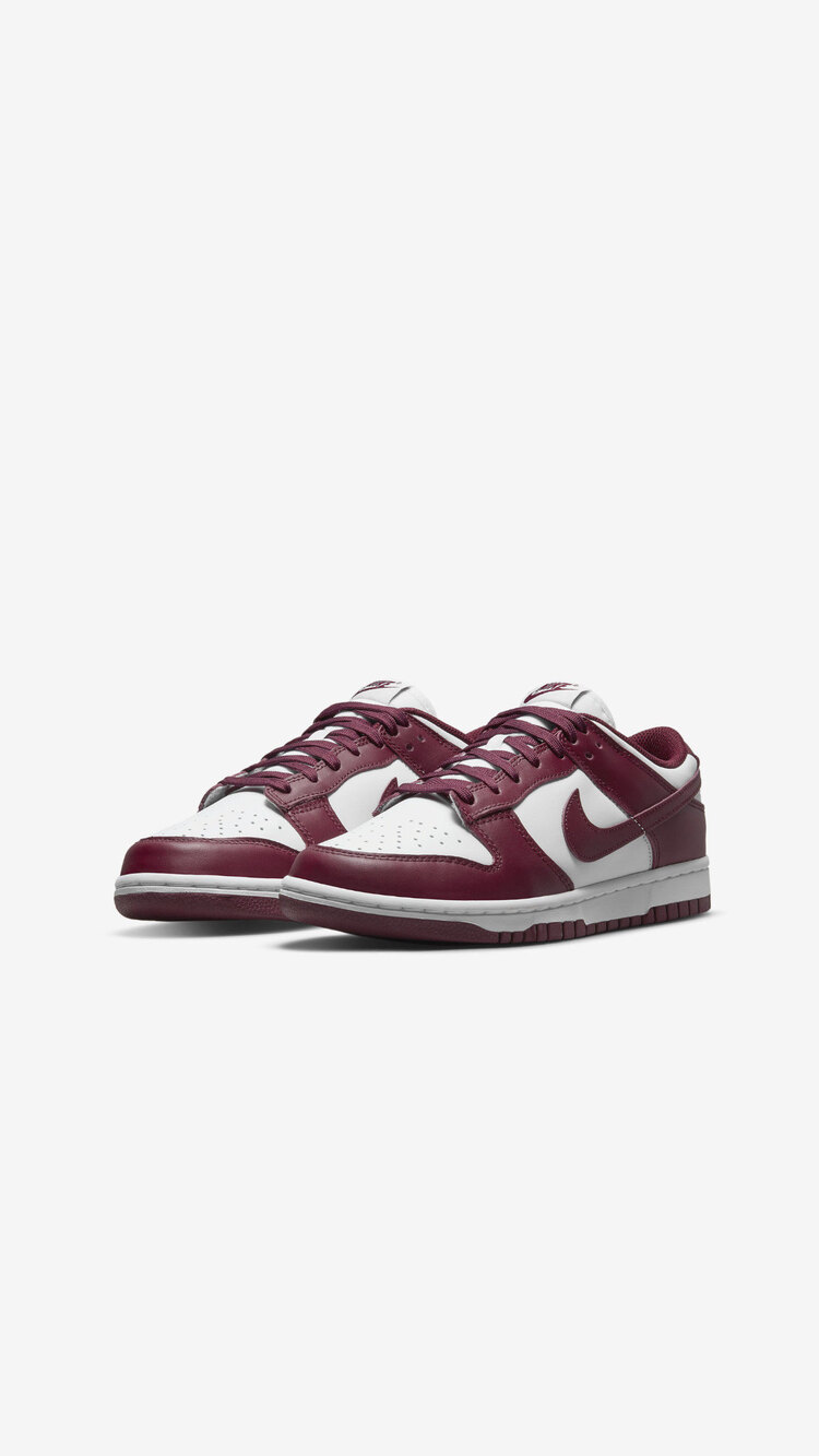 Nike Dunk Low “Team Red/Bordeaux”