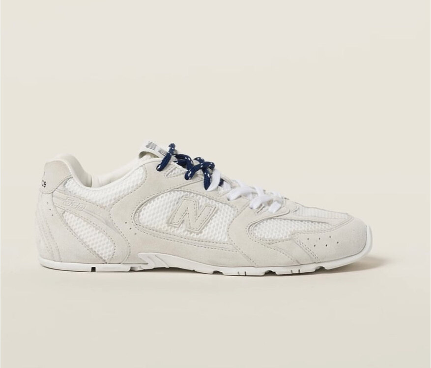 NEW BALANCE MİU MİU x 530