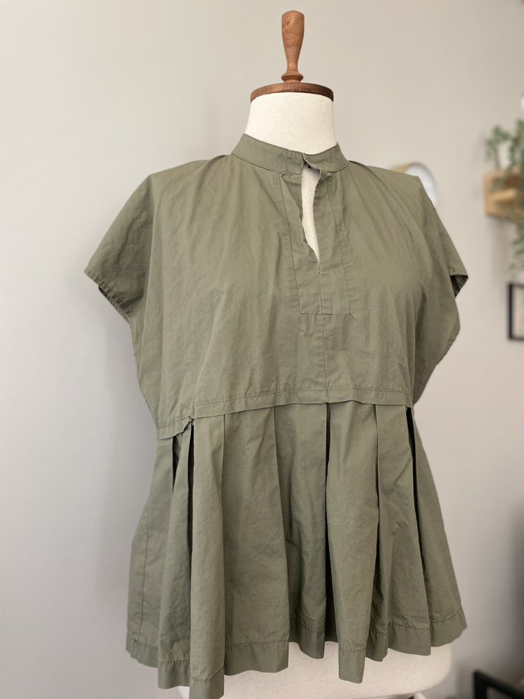 Guttha Milano Archivio 12 Haki Minimalist Tasarım Bluz