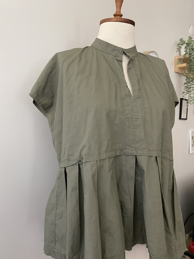 Guttha Milano Archivio 12 Haki Minimalist Tasarım Bluz