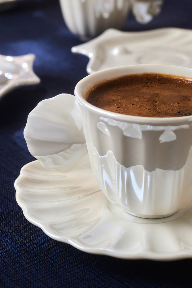 Karaca İstiridye Lüsterli 6 Kişilik Kahve Fincan Takımı 90 ml