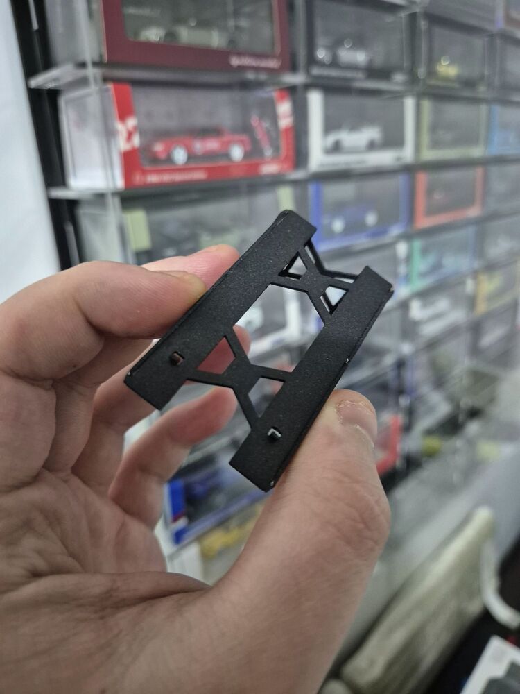 64 Ölçek Metal Sergileme Rampası