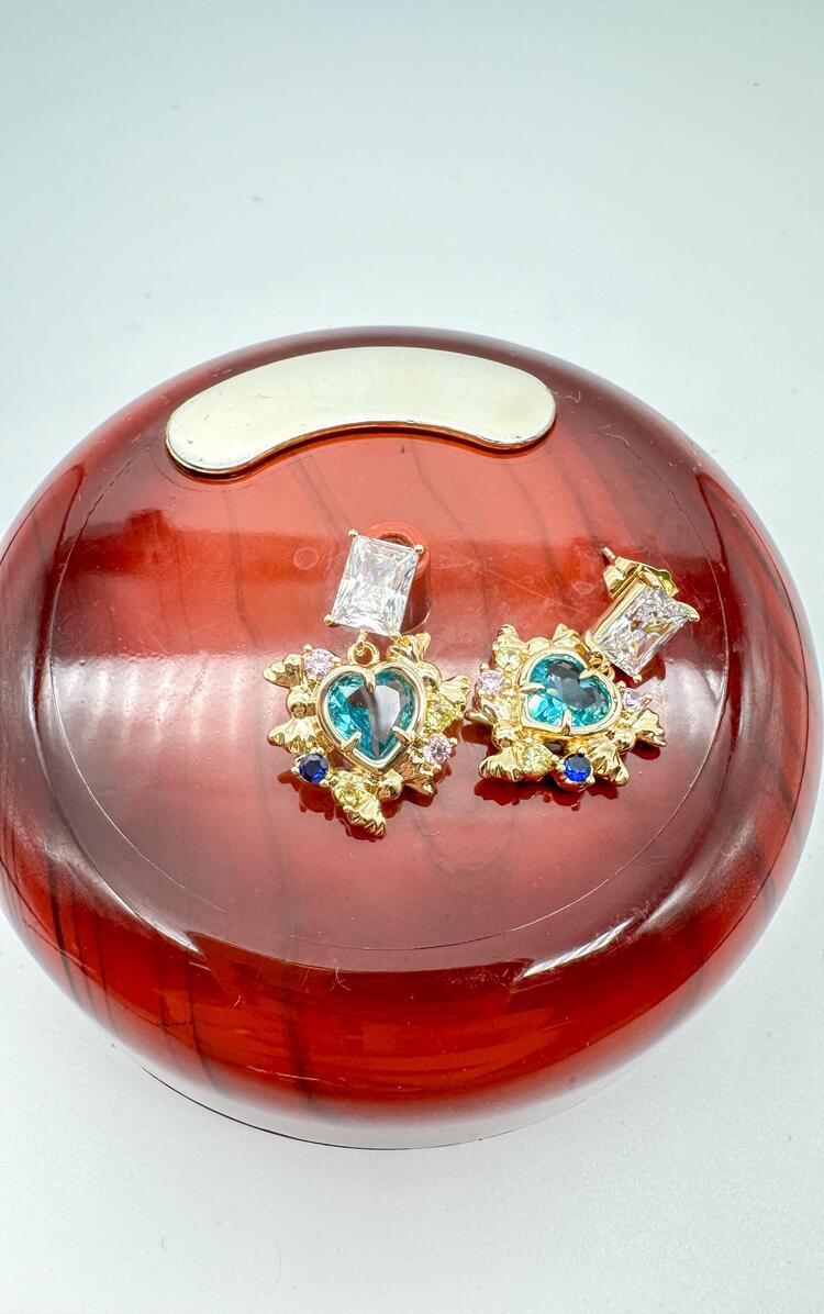 Ombrelis Desing Earring | Küpe