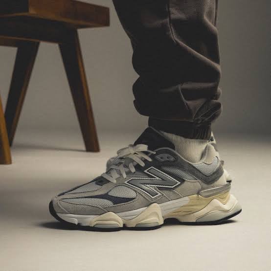 New Balance 9060 “ Rain Cloud Grey “