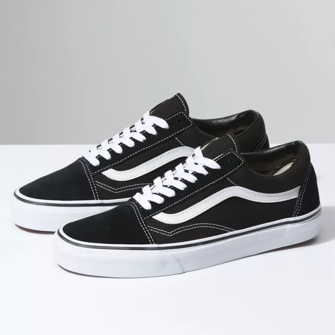 Vans Of The Wall “Old Skool”  