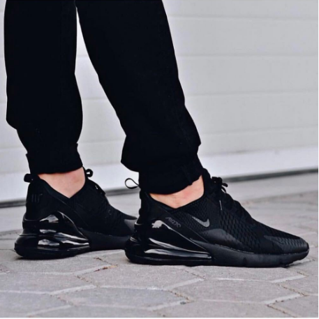 Nike Air Max 270 “ All Black “