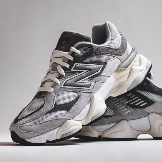New Balance 9060 “ Rain Cloud Grey “