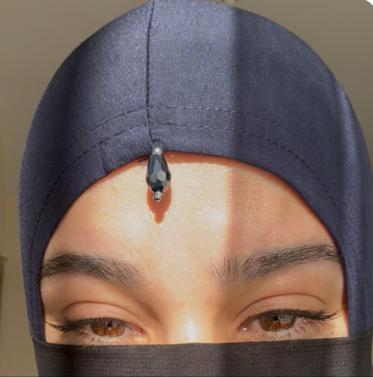 Boncuklu bone (siyah)