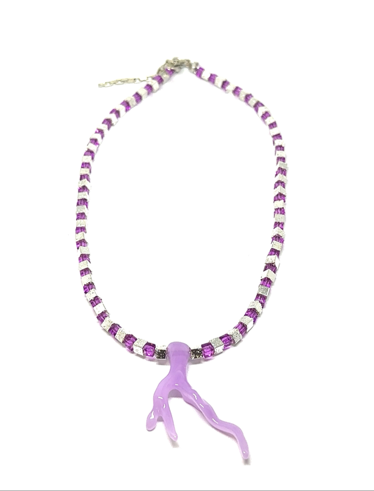 Lilac Riot Kolye