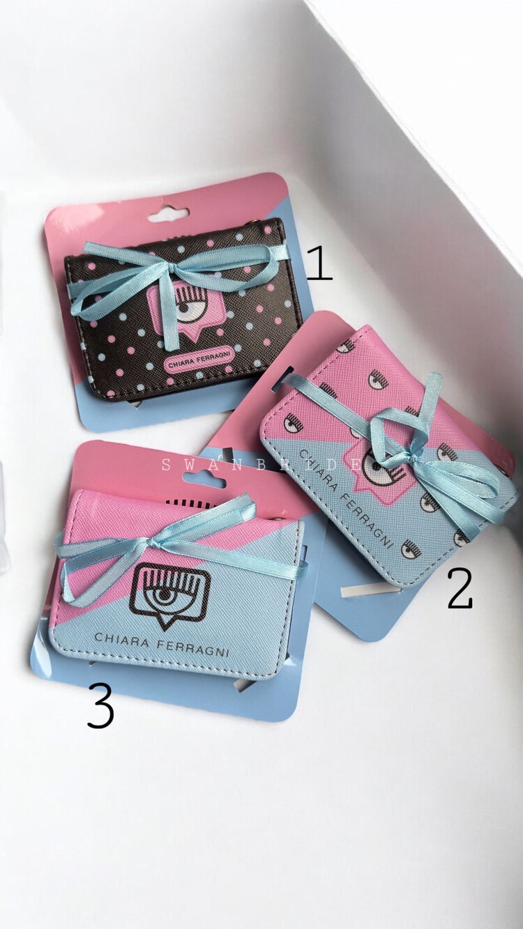 SW0102- Chıara Ferragnı Desenli Kartlık 