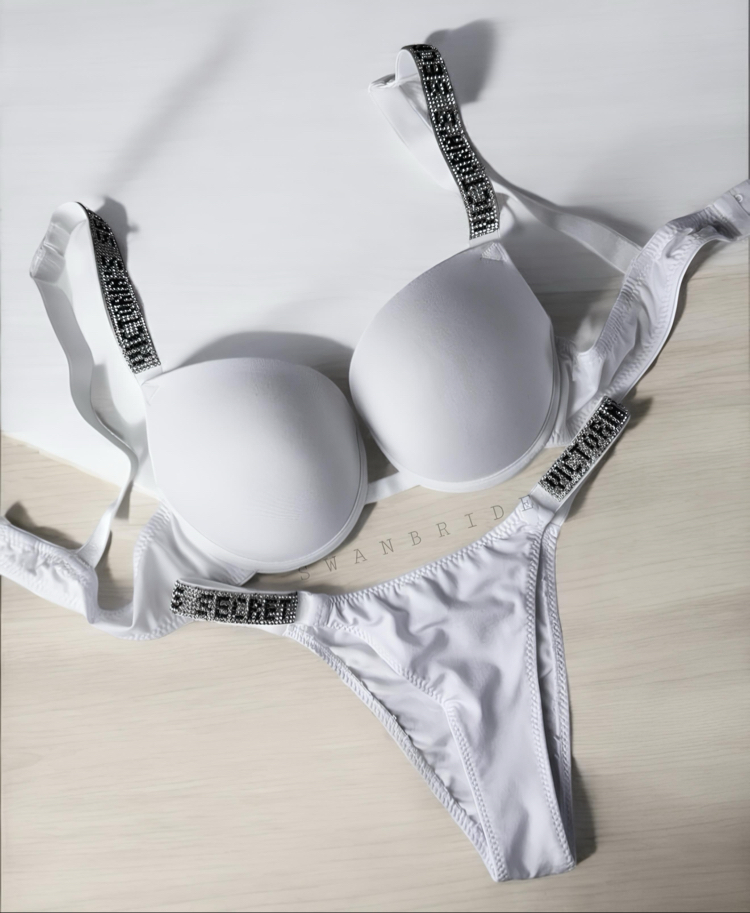 Victoria’s Secret Beyaz Destekli Very Sexy Shine Takım
