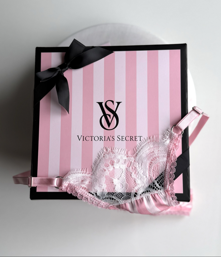 VS Prenses Tam Set Jartiyer Takım & Gecelik