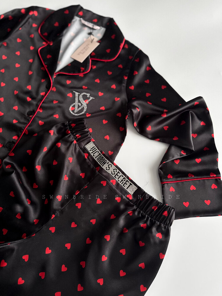 SW0104- Victoria’s Secret Red Heart Uzun Kollu Saten Pijama Takımı