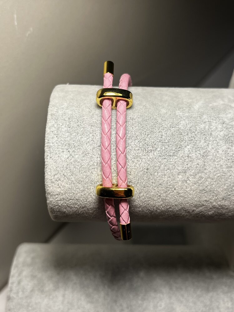 Pembe Örme Bileklik