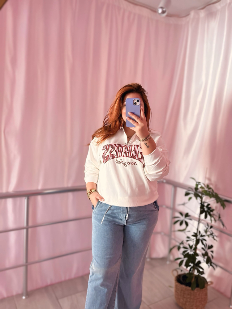 Yakası fermuarlı yazılı sweat