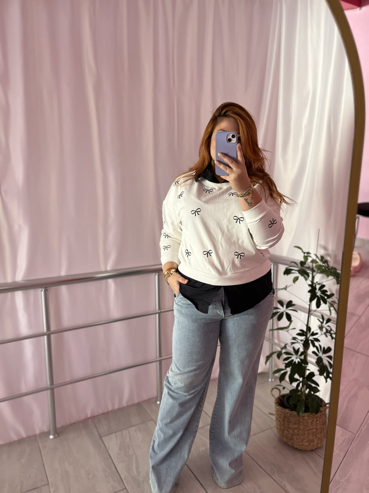 Fiyonk desenli beyaz sweat