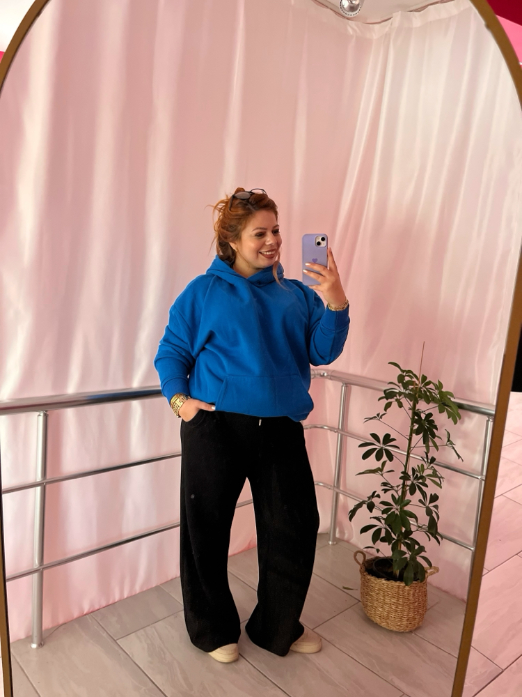 Mavi kapüşonlu sweat