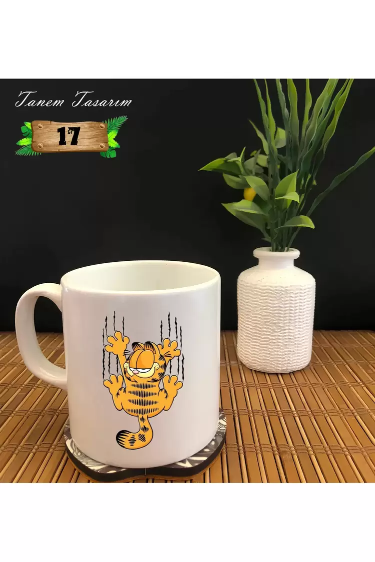 Sarı Tosun Kedi - Beyaz Kupa