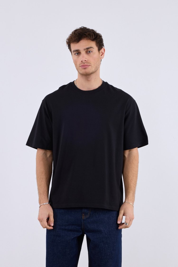 BASİC OVERSİZE KESİM T-SHIRT 