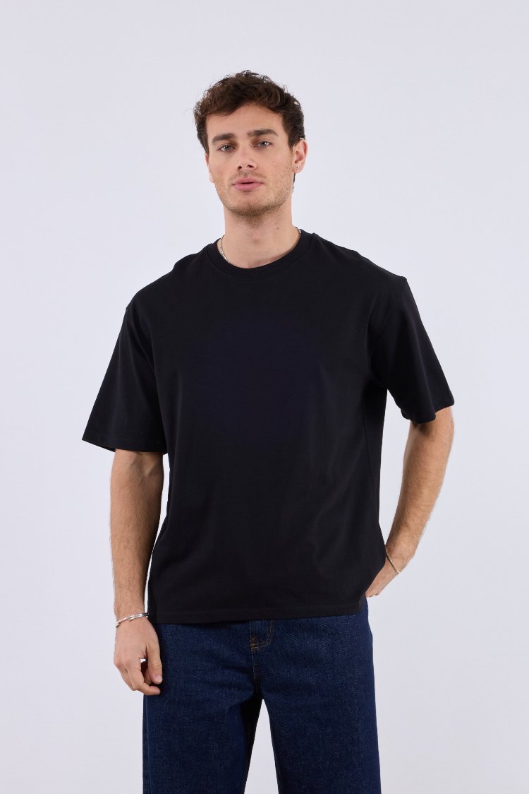 BASİC OVERSİZE KESİM T-SHIRT 