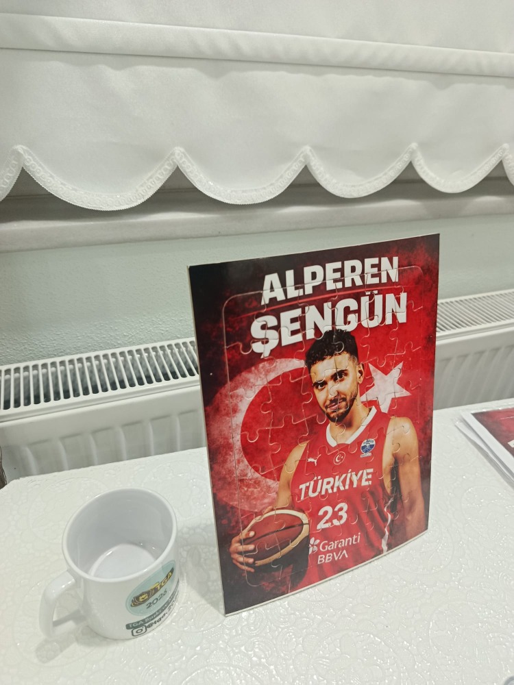 Alperen Şengün Puzzle Yapboz