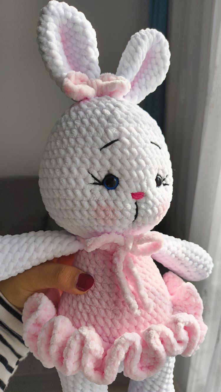 Balerin Tavşan Amigurumi Oyuncak
