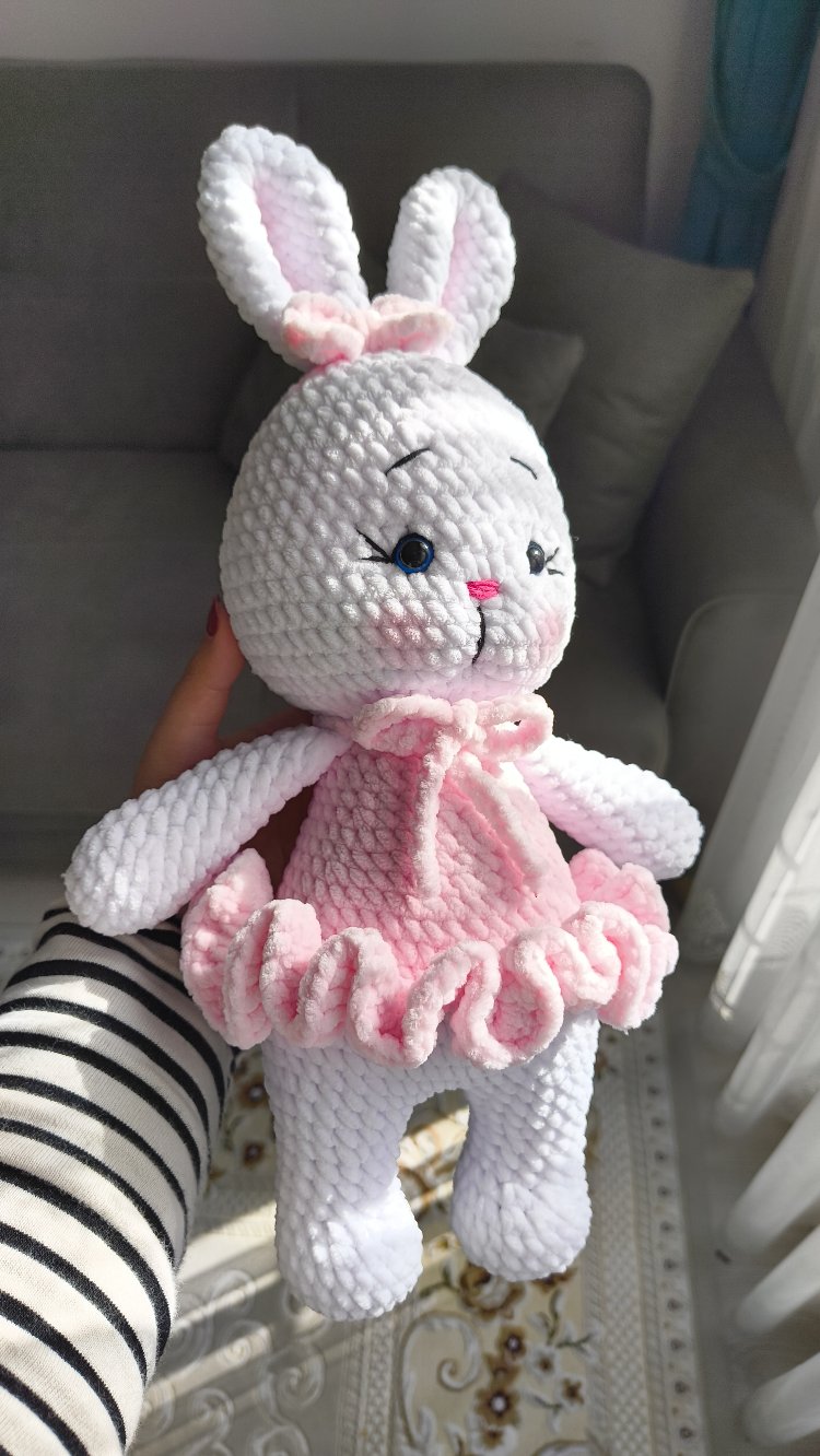 Balerin Tavşan Amigurumi Oyuncak