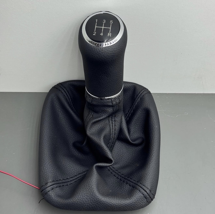 BMW ÜNİVERSAL IŞIKLI VİTES TOPUZU