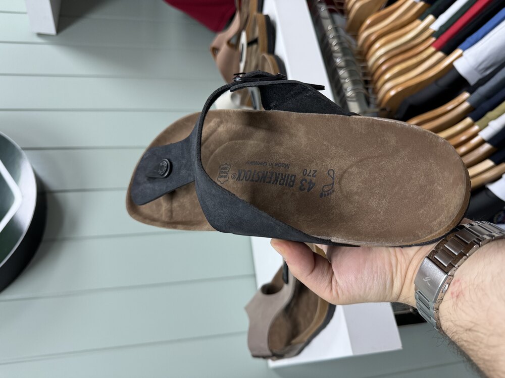 BIRKENSTOKC PARMAK ARASI TERLİK SİYAH