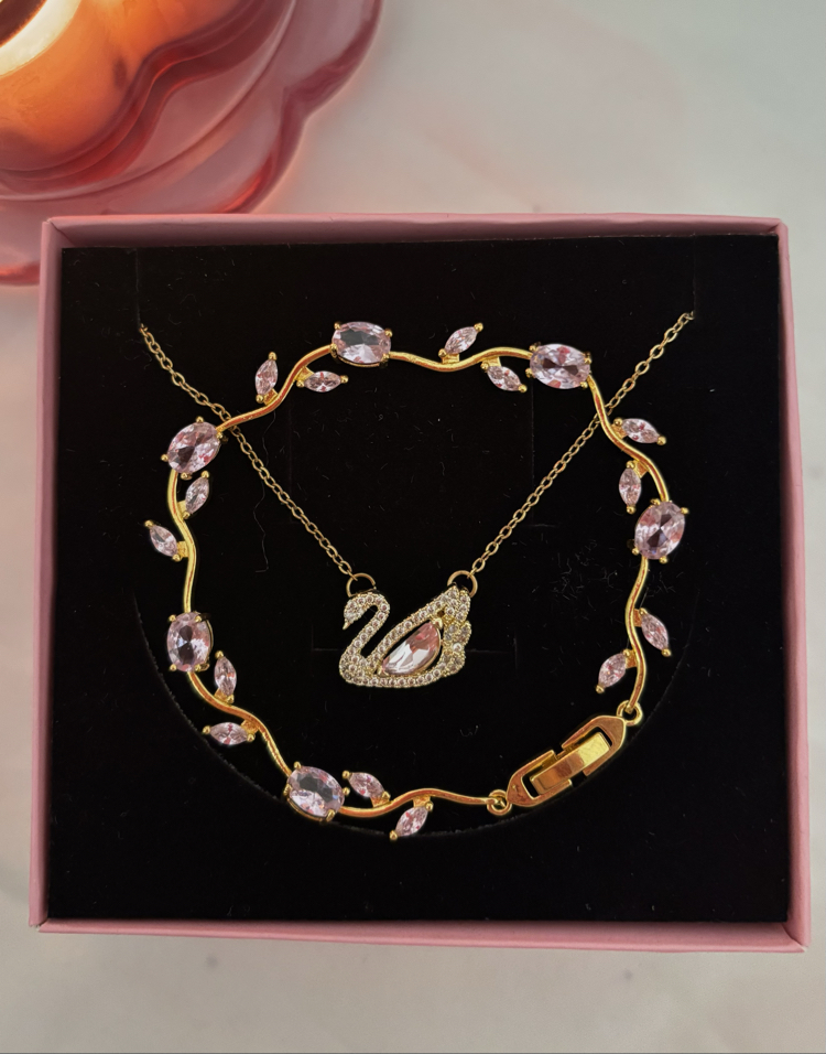 Swan Garden Set