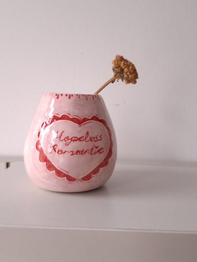 hopeless romantic vazo