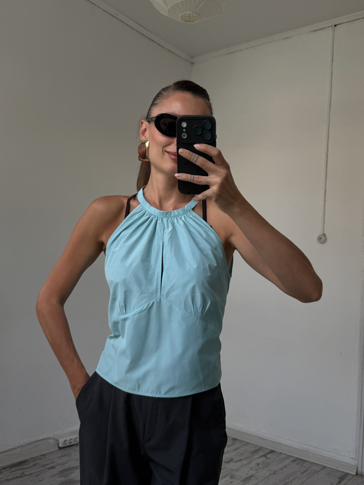 Custom Made Soft Tafta Sırt Detaylı Bluz