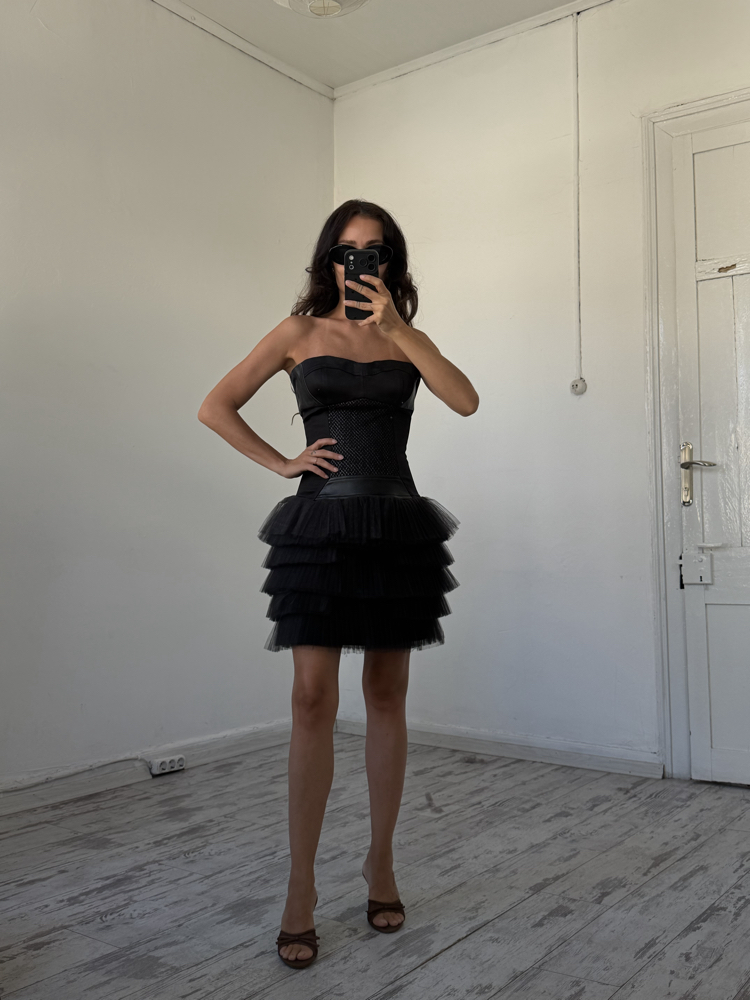 Q Exclusive Seri Deri Detaylı Korsajlı Haute Couture Elbise