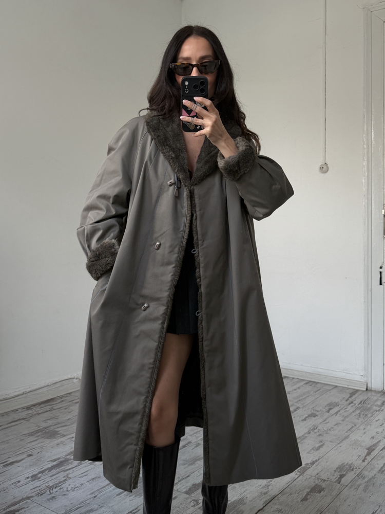 Your Sixth Sense Germany Suni Kürk Detaylı Maxi Trenchcoat