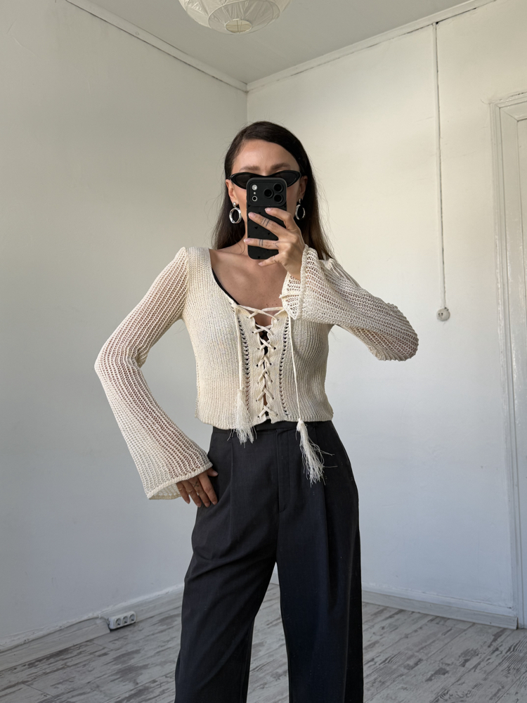 Kroşe Örgü 70s Önden Korsajlı Crop Bluz