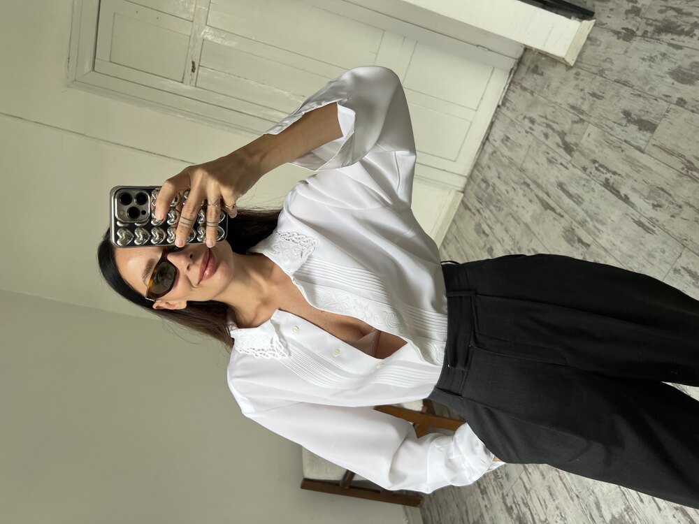 İşleme ve Delikişi Yaka Detaylı Premium Oversize Gömlek