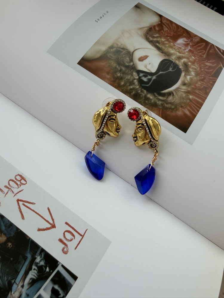 Özel Kişisel Koleksiyon Ürünü Mask Figürlü New Old Stock Küpe