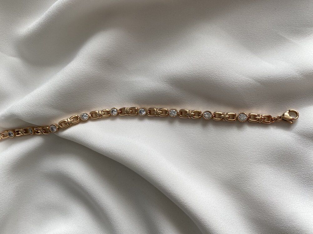 Taşlı bileklik