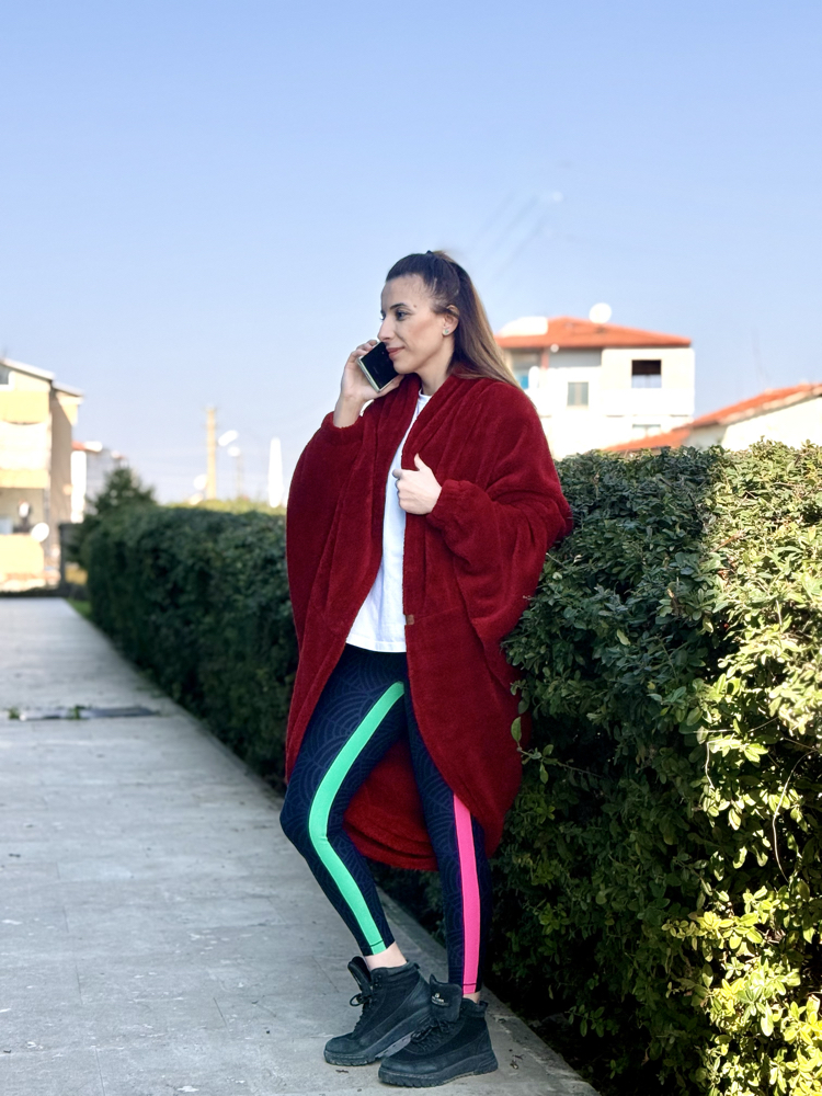 Oversize Bordo Giyilebilir Tv Battaniyesi ( Ön Sipariş )