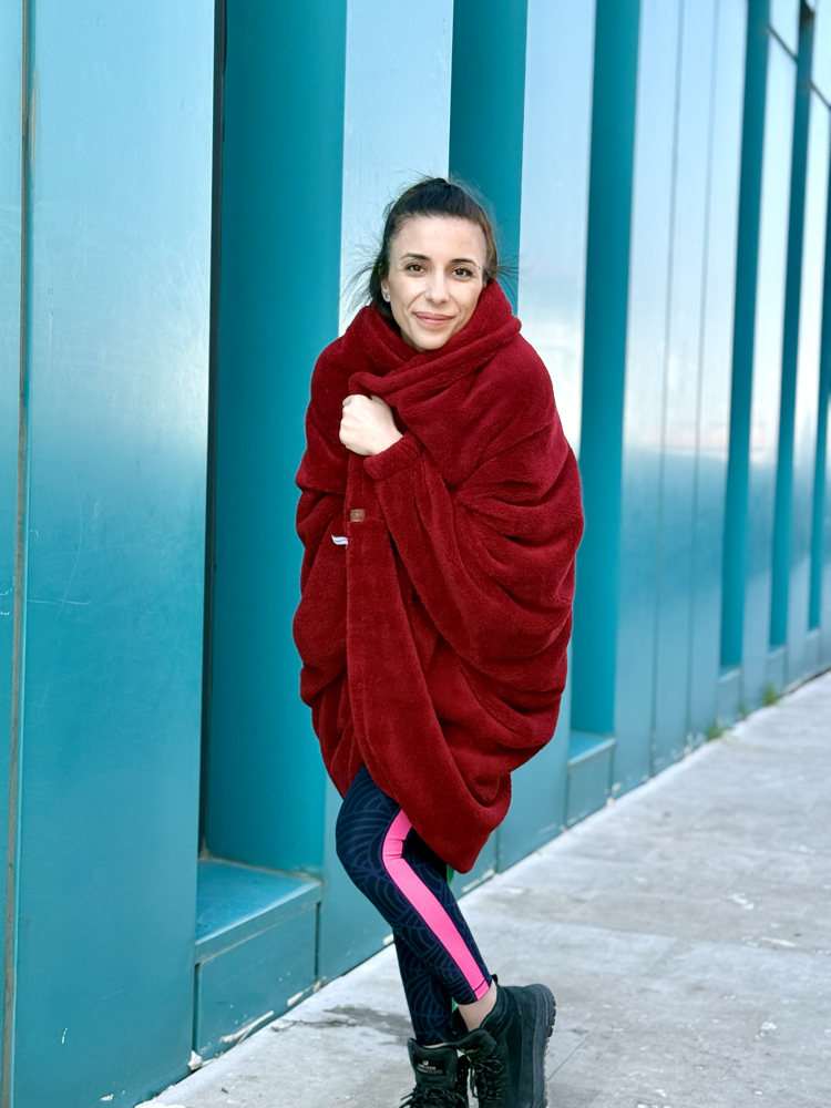 Oversize Bordo Giyilebilir Tv Battaniyesi ( Ön Sipariş )