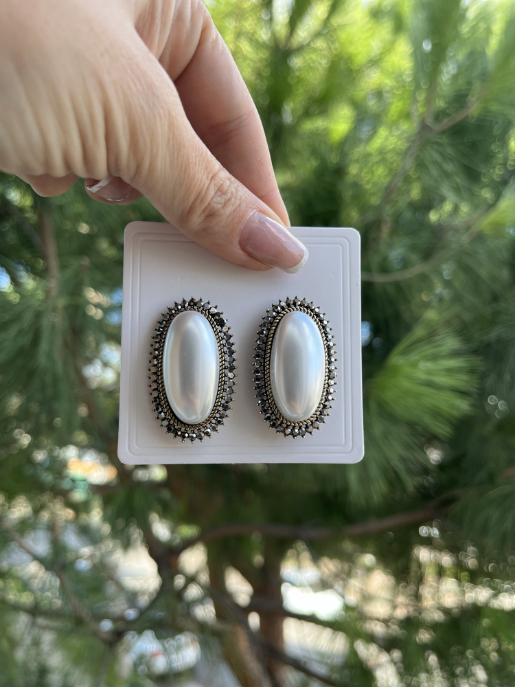 Oval inci küpe 
